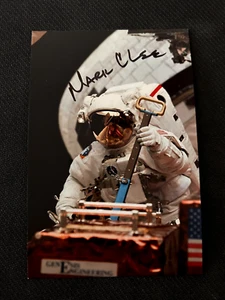 NASA Astronaut  MARK C LEE Authentic Hand Signed Autograph 5X7 - Bild 1 von 1