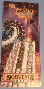 Vintage Six Flags MAGIC MOUNTAIN Souvenir Guide And Park Map For 1995 - Picture 1 of 9