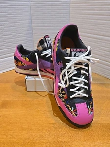 Reebok Rolland Berry Classics SuperCourt Damengröße 7 bestickt adrette Stadt - Bild 1 von 13