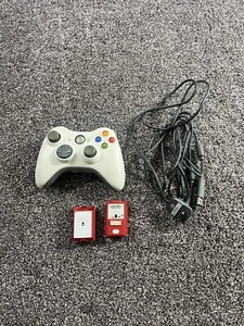 Official Microsoft Xbox 360 White Wireless Controller Bundle OEM Genuine - Picture 1 of 9