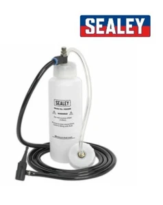 Sealey Brake & Clutch Air Fluid Bleeder Automatic Bleeding Kit New VS0205 - Picture 1 of 3