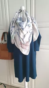 LUXUS HEMISPHERE XXL Tuch Stola Quadrat 100% Seide Paisley Elephant creme weiß - Bild 1 von 7