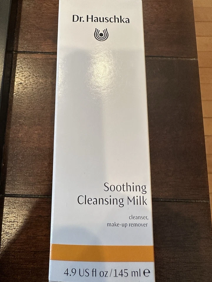 Leche limpiadora calmante Dr. Hauschka - 4,9 oz EXP 10/2026 Foto 1 de 1