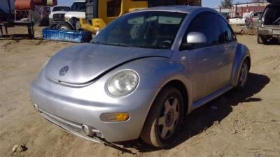 Conjunto de bomba y motor ABS usado se adapta a: conjunto Volkswagen Beetle 2000 a través de VIN Foto 1 de 4