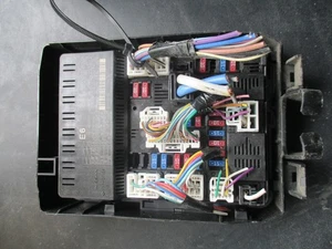 2016-2022 INFINITI Q50 FUSE BOX MODULE 284b75ca0d - Picture 1 of 1