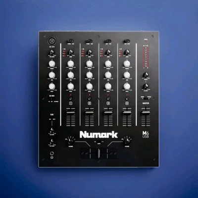 Numark M6 USB 4-Kanal-DJ-Mixer - Schwarz - Bild 1 von 3