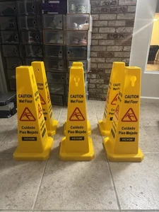 VEVOR 6 PIEZAS Letreros de piso húmedo Seguridad Amarillo Precaución Piso húmedo 4 lados Cono - Imagen 1 de 3