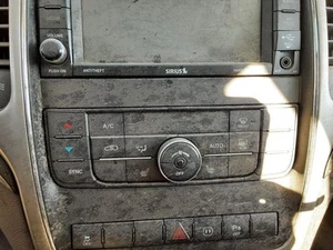 OEM Climate Control Heat/AC Fahrenheit Display 11-13 GRAND CHEROKEE 1208148 - Picture 1 of 12