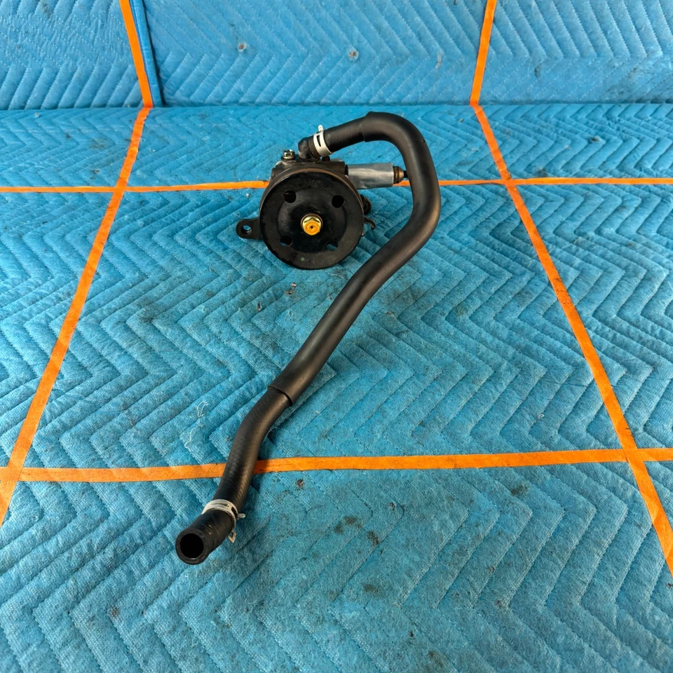 Bomba de dirección asistida Toyota Avalon 2000-2004 OEM 118 K Foto 1 de 4