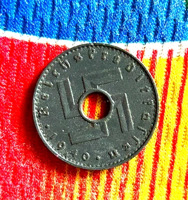 1940 A 5 Reichspfennig German WW2 Third Reich Military Hole Coin - Image 1 of 2