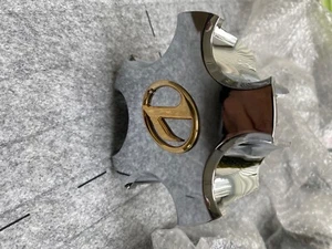 lexus center caps 94-97 LS400 - Picture 1 of 3