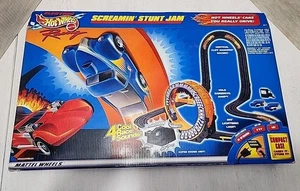 Hot Wheels Screaming Stunt Jam Vertical Cliff Hangers - New Unopened Box - Picture 1 of 7