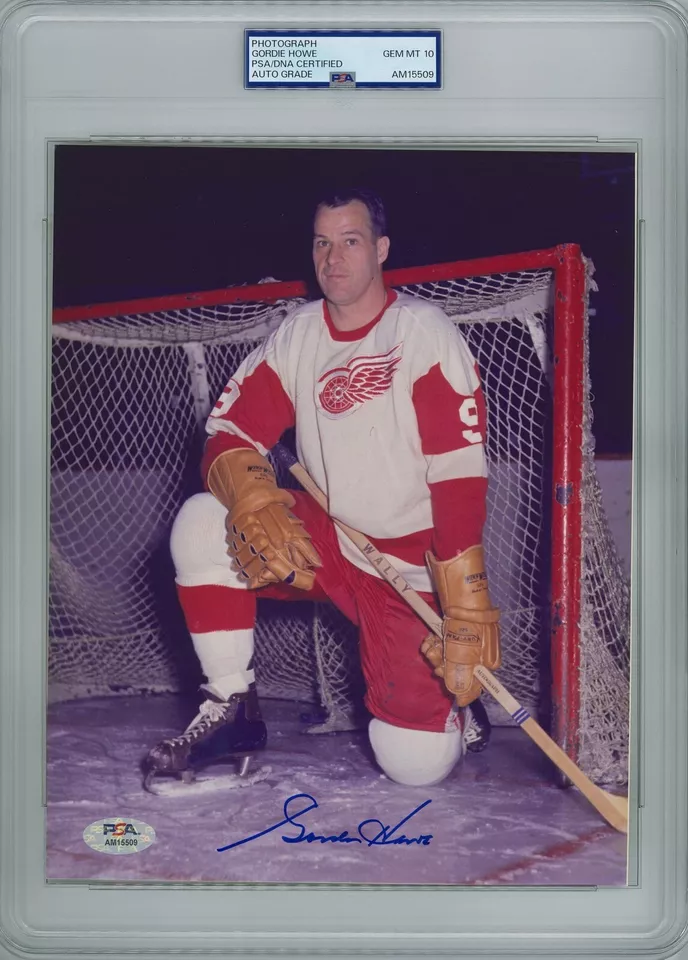 GORDIE HOWE SIGNED 8X10 PSA AM15509 GEM MINT 10 AUTO ENCAPSULATED - Image 1 of 1