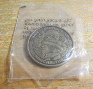 Sam Bass NASCAR Collector's Series NASCAR Thrills 1.5" Round Metal Coin NIP - Picture 1 of 2