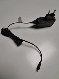 Caricabatterie NOKIA AC-4E Output DC 5V 890mA - Foto 1 di 3