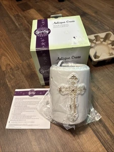 Scentsy Antique Cross Warmer ~ White Crackle ~ Rustic ~ Retired/RARE ~ NEW n Box - Picture 1 of 6