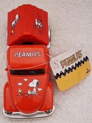 Peanuts 5" Diecast RED Doghouse Truck Pull Back Action Snoopy NEW - Image 1 of 4