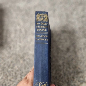 INDEPENDENT PEOPLE: AN EPIC 1946 Halldor Laxness trans. by J.A. Thompson HC  - Bild 1 von 5