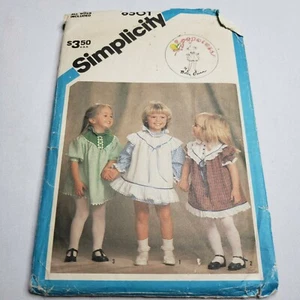 Vestido Simplicity 6501 Niñas Pequeñas Yugo Cuello con Volantes Patrón Talla 11/2 - 4 - Imagen 1 de 4