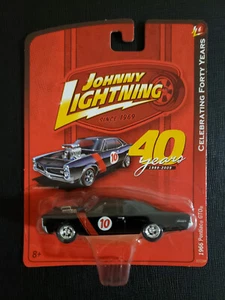 Johnny Lightning 40 Years 1966 Pontiac GTO Version A - Picture 1 of 1