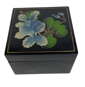Vintage japanische lackierte Satzkästen 3er Set mit Blumenmuster - Bild 1 von 16