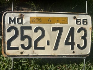 Camión Missouri 1966 matrícula # 252-743 Ford Chevrolet - Imagen 1 de 3