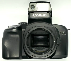 Canon EOS 700 35mm Film SLR Camera Body - Tested & Working - Bild 1 von 8