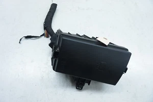 Volkswagen Atlas 2018-2023 OEM 2,0 L bahía de motor caja de fusibles - Imagen 1 de 8