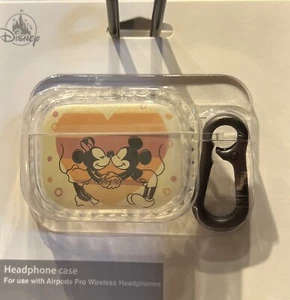 2022 Disney Parks Mickey & Minnie In Love Headphone Apple AirPod Pro Case - Picture 1 of 1
