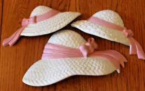 Homco Home Interiors Vintage 1987 PINK WEISS Haube Strohhüte Wandbehang Dekor - Bild 1 von 7