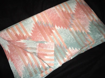 J.P. STEVENS SOUTHWESTERN CORAL LIGHT TURQUOISE (1) QUEEN FLAT SHEET 86 X 96 - Image 1 of 4