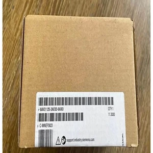 New Siemens 6AV2125-2AE03-0AX0 6AV2 125-2AE03-0AX0 SIMATIC HMI connection box - Picture 1 of 2