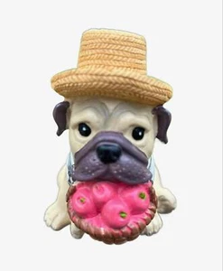 Mops Hund mit rosa Äpfeln Harz Herbst Herbst Deko Erntedank Wohndeko - Bild 1 von 2