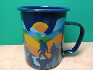 Taza grande 24 oz ~ metal esmalte BIGFOOT ~ Casa rodante / Glamping / Camping / Duradero - Imagen 1 de 9