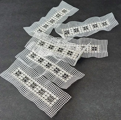 Juego de 6 apliques de malla adornada con cristal de Swarovski - diseño plateado y negro Foto 1 de 4