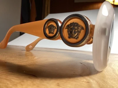 Rare Gianni Versace Mod 418 Col 446 Sunglasses Made In Italy - Image 1 of 4