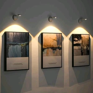 Lampada LED da Parete con Sensore di Movimento Ricaricabile – Luce Notturna - Foto 1 di 10