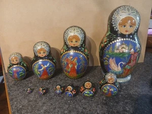 Unglaubliches 10-teiliges russisches Stapelpuppenset aus Holz - handbemalt - Bild 1 von 2