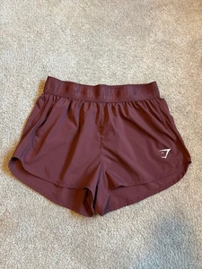 Gymshark weinrot Damen Sportshorts Größe Medium - Bild 1 von 5