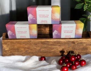 Lote de 3 barras limpiadoras de manteca de karité Bath & Body Works Among The Clouds de 5 oz - Imagen 1 de 5