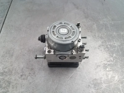 Subaru WRX STi 2015 módulo de bomba de freno ABS #0578 Foto 1 de 4