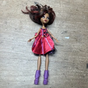 Monster High Doll Clawdeen Wolf Scarily Ever After Little Dead Riding Hood G1 - Picture 1 of 3