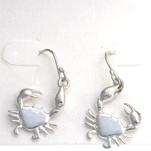 Crab Sterling Silver Dangle Earrings Nautical Beach Sealife - Picture 1 of 1