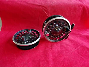 A VINTAGE PFLUEGER SUPREME 2795 TROUT DISC DRAG TROUT FLY REEL + SPARE SPOOL - Picture 1 of 7