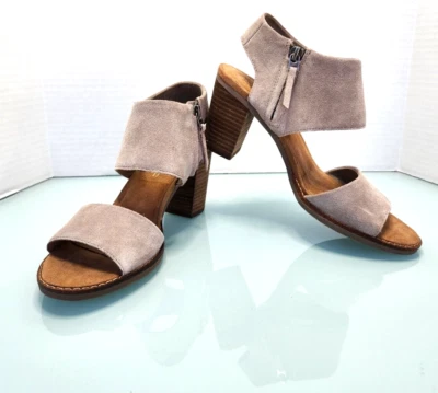 Sandalias TOMS Mallorca Gamuza Punta Abierta Para Mujer Tacón Bloque Beige Nuevas 8 Foto 1 de 4