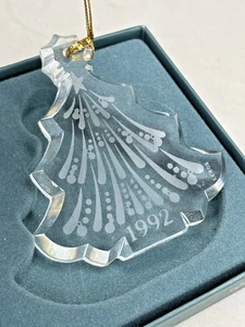 Adorno de árbol de Navidad de cristal de vacaciones Lenox de colección con caja 1992 - Imagen 1 de 3