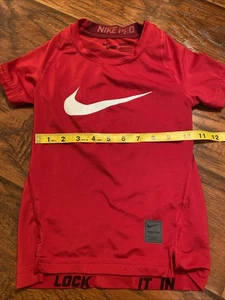 Nike Boy’s Xsmall Dri Fit Short Sleeve Compression Shirt Red - Picture 1 of 7