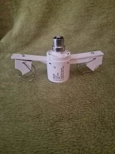 Adaptador de lámpara Circline TCP B22 A T9 - Imagen 1 de 10