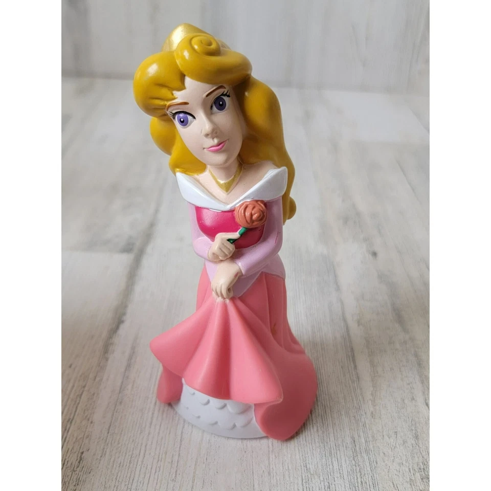 Disney Juguete de Baño Bella Durmiente Aurora Princesa Juguete Figura Rosa Foto 1 de 4