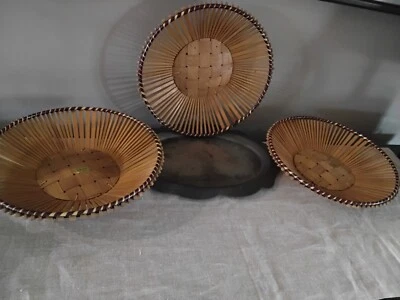 Cesta de frutas decorativa de bambú de madera Foto 1 de 4